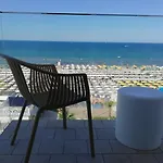 Daniel's Fronte Mare 3*