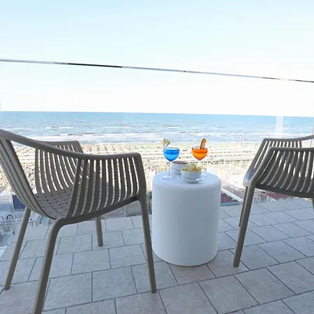 Daniel's Fronte Mare 3* Riccione