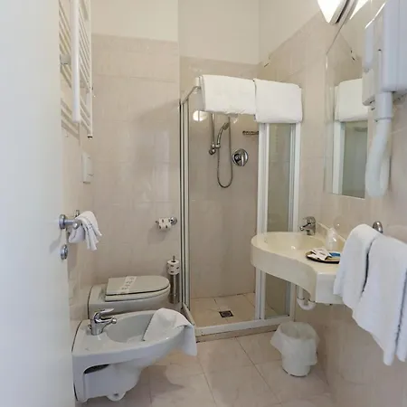 Daniel's Fronte Mare Hotel 3*