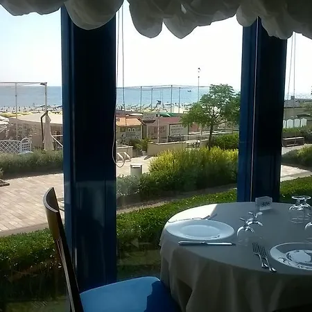호텔 Daniel's Fronte Mare 리치오네