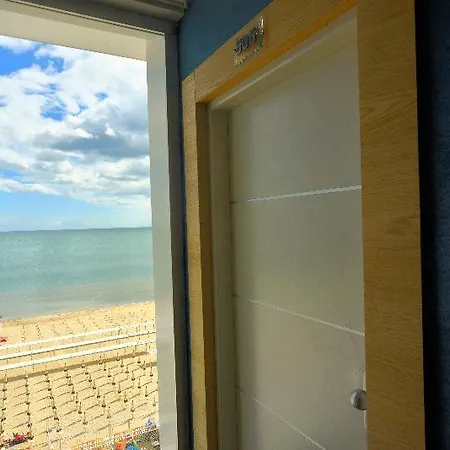 Daniel's Fronte Mare Hotel 3*