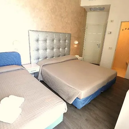 Hotel Daniel's Fronte Mare 3*