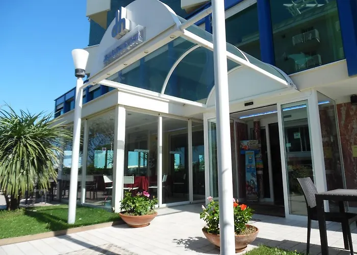 Hotell Daniel's Fronte Mare 3*