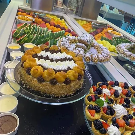 Daniel's Fronte Mare 3*