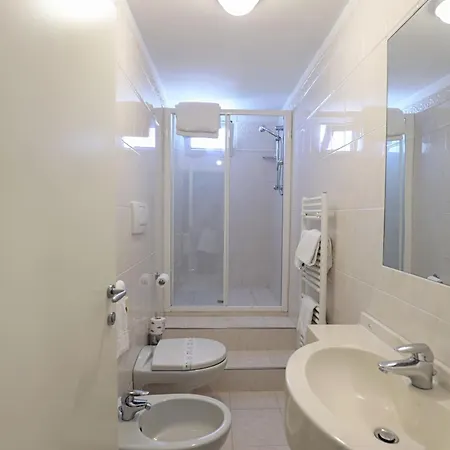 Hotell Daniel's Fronte Mare 3*