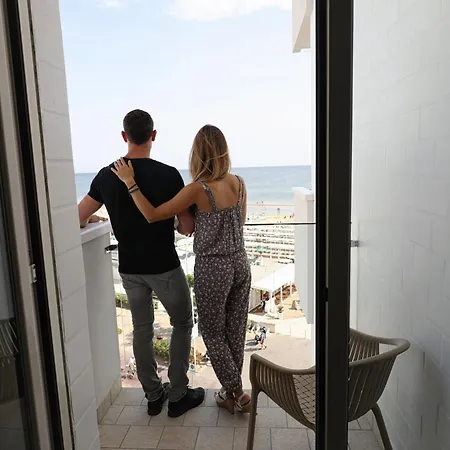 Daniel's Fronte Mare Hotell