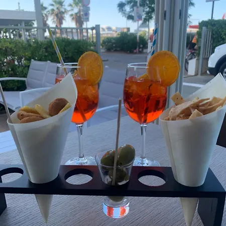 Daniel's Fronte Mare Hotell