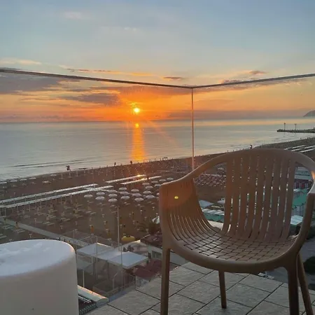 Daniel's Fronte Mare Szálloda