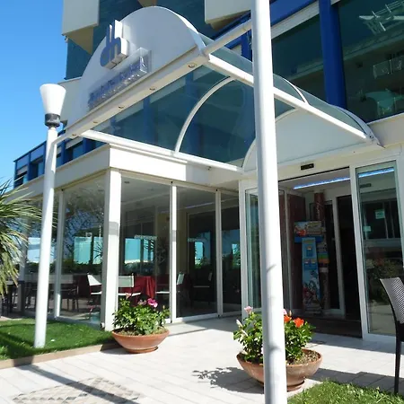 Hotel Hotel Daniel'S Fronte Mare 3*