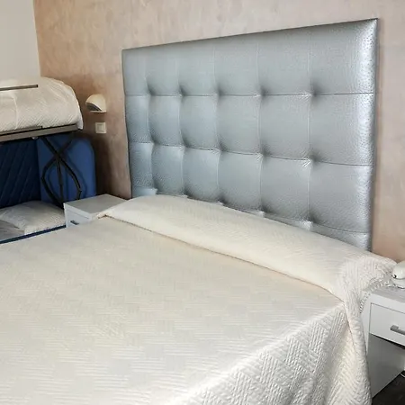 Daniel's Fronte Mare Riccione