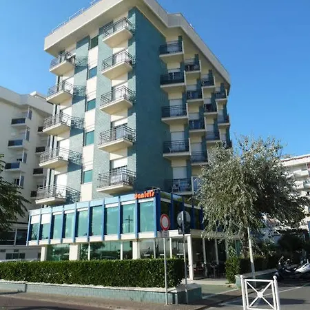 Daniel's Fronte Mare ريتشيوني