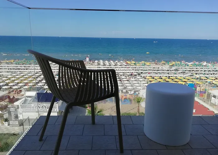 Daniel's Fronte Mare 3*