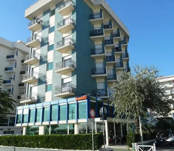 Daniel's Fronte Mare リッチョーネ